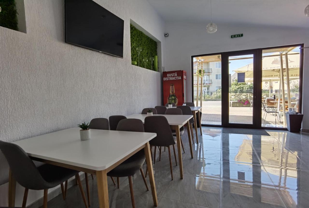 Pensiunea Prestige House 쿠티에데아게스 외부 사진