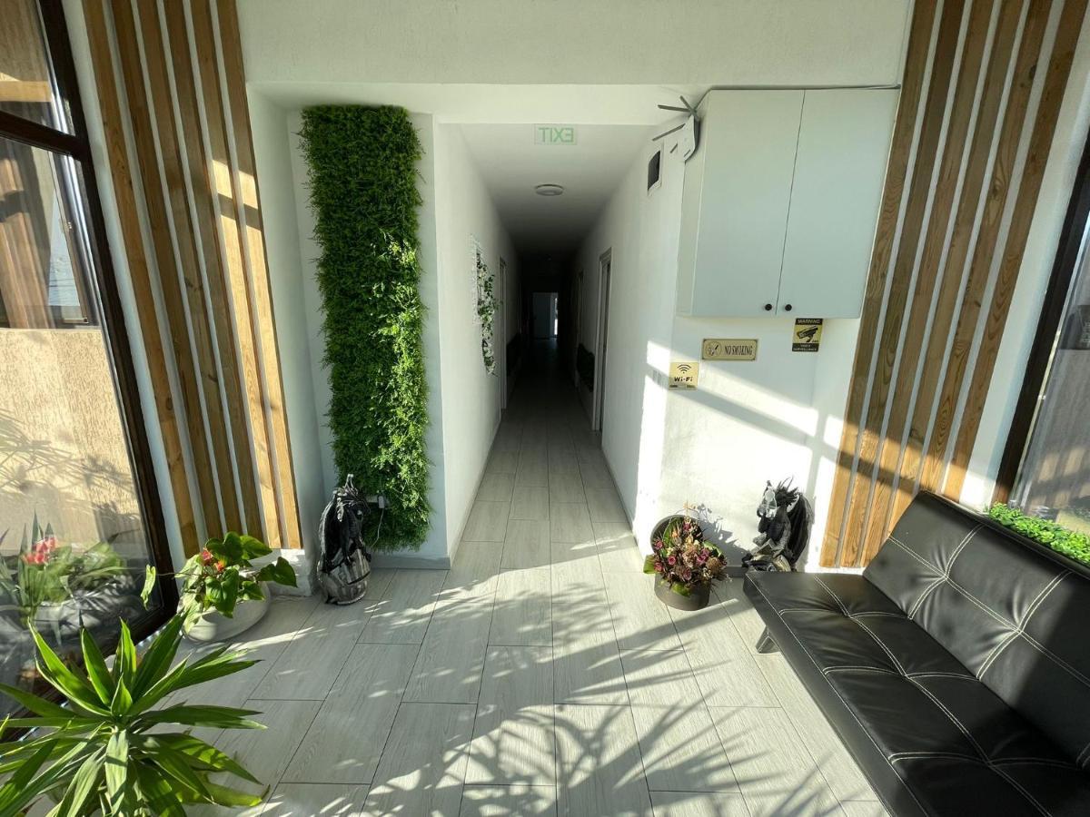 Pensiunea Prestige House 쿠티에데아게스 외부 사진