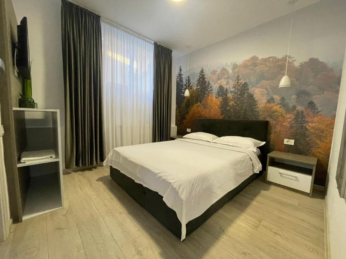 Pensiunea Prestige House 쿠티에데아게스 외부 사진