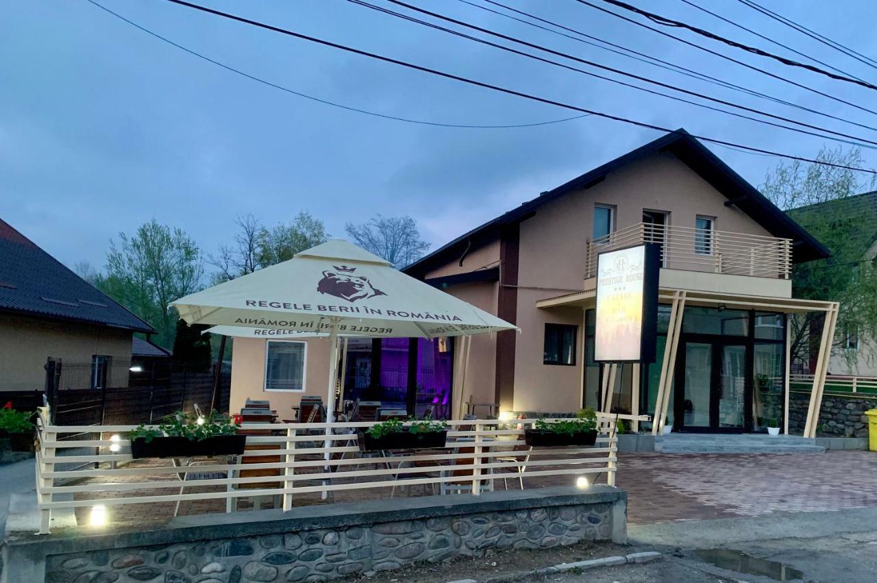 Pensiunea Prestige House 쿠티에데아게스 외부 사진