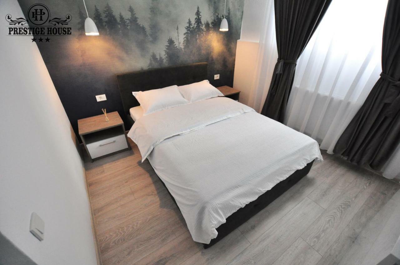 Pensiunea Prestige House 쿠티에데아게스 외부 사진